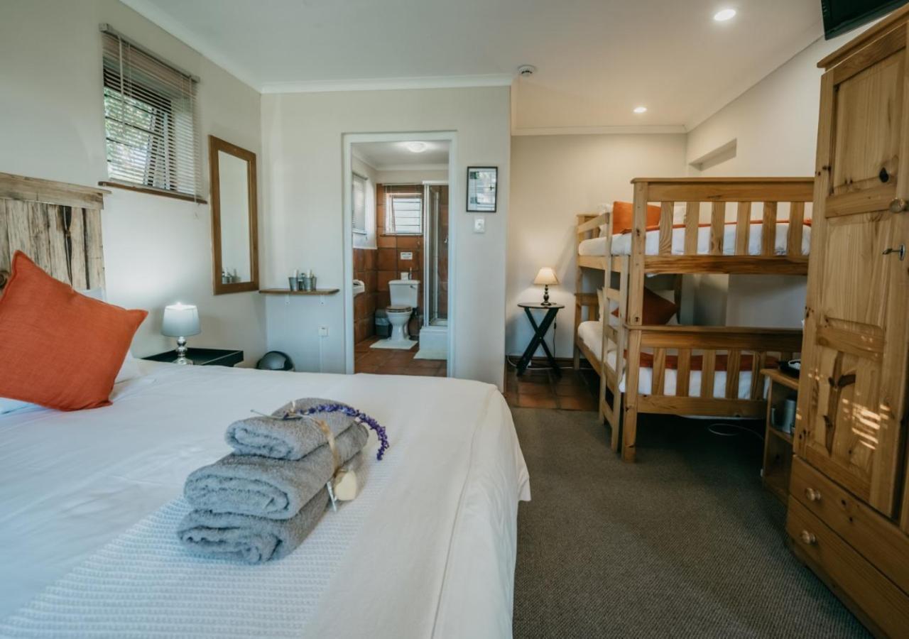 The Village Lodge Стормсривер Экстерьер фото