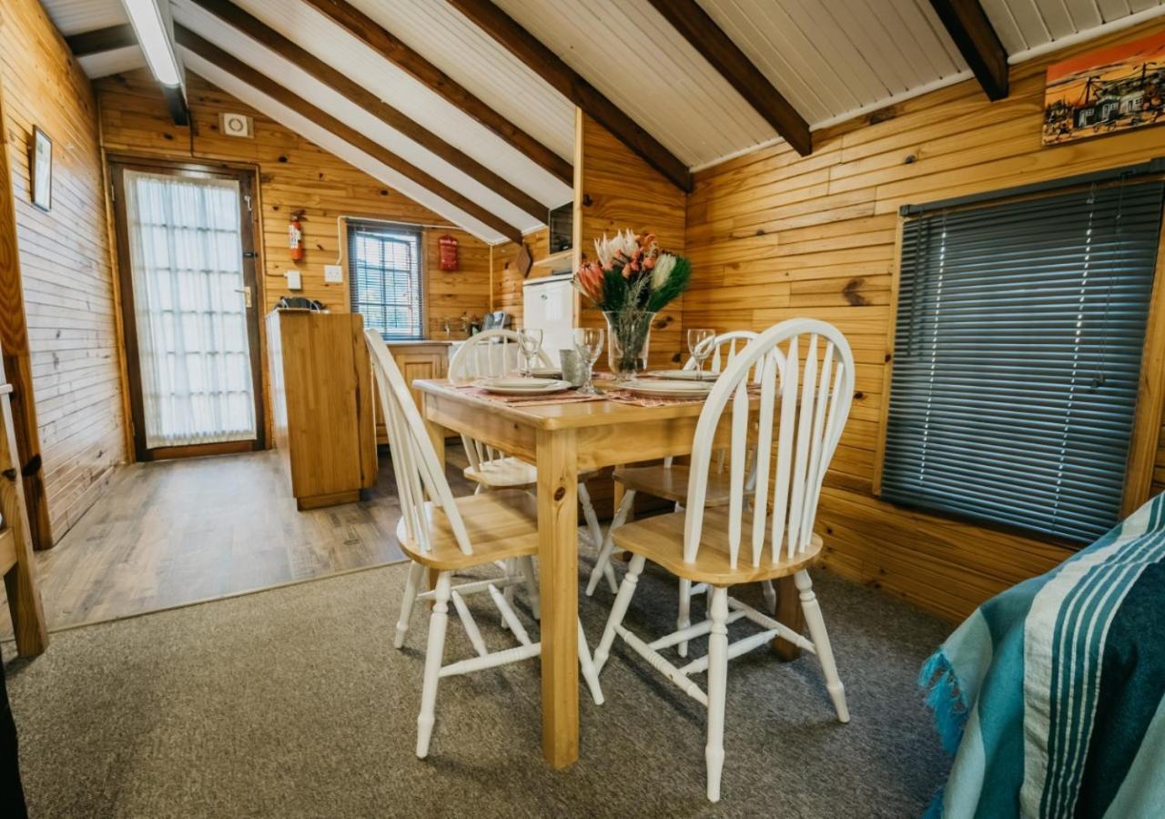 The Village Lodge Стормсривер Экстерьер фото